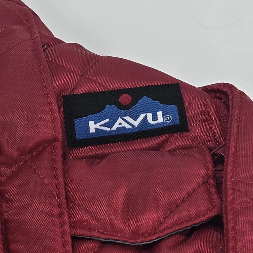 Kavu Rope Puff Sling Crossbody Backpack Travel Quilted Scarlett Single-Strap Bag